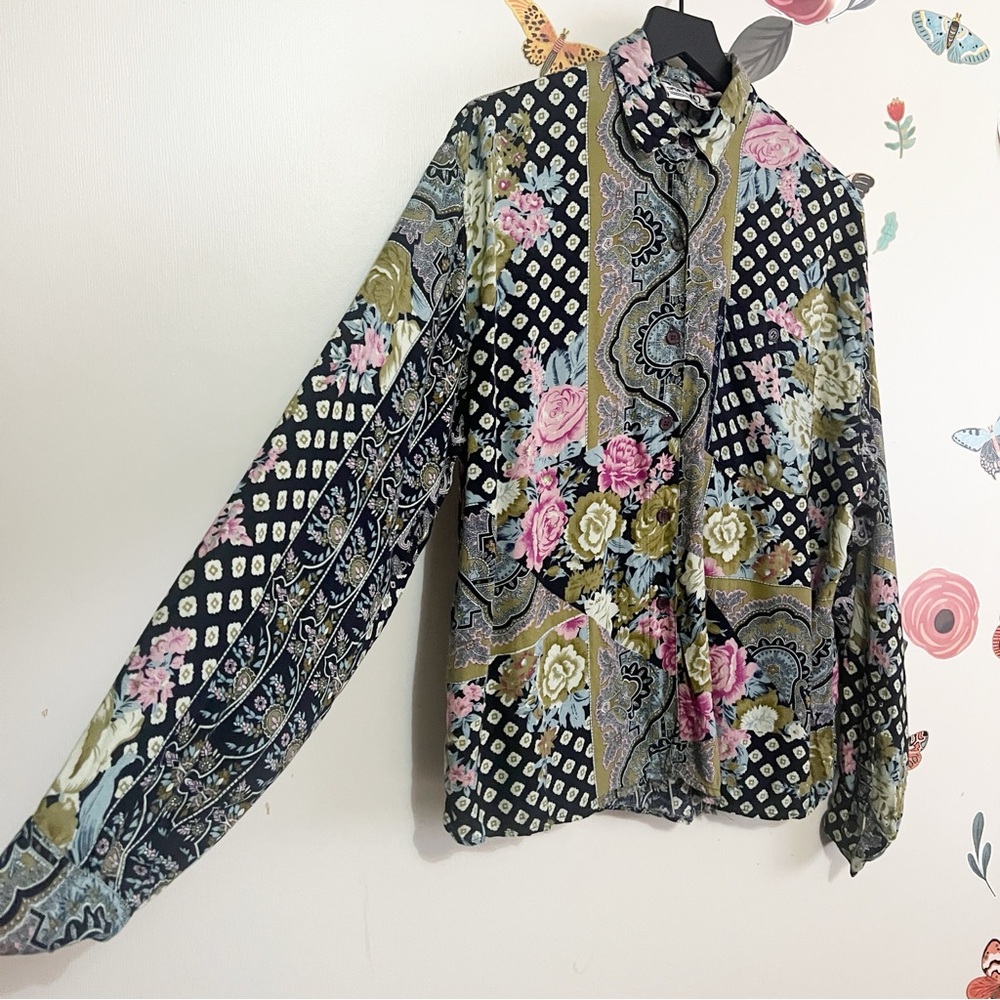 Vintage 90s Oversized Paisley Floral Button-Down Shirt S